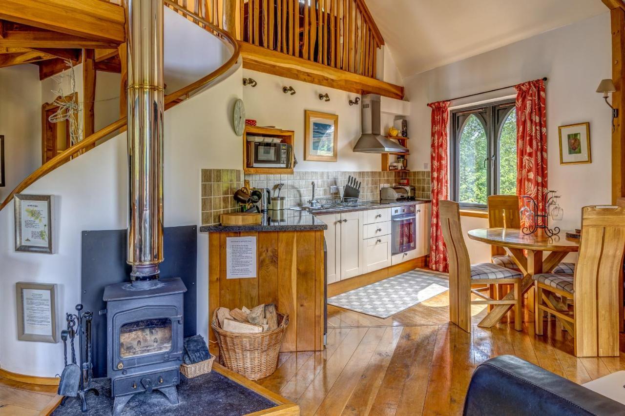 Kinlochlaich Tree House Villa Appin Екстериор снимка